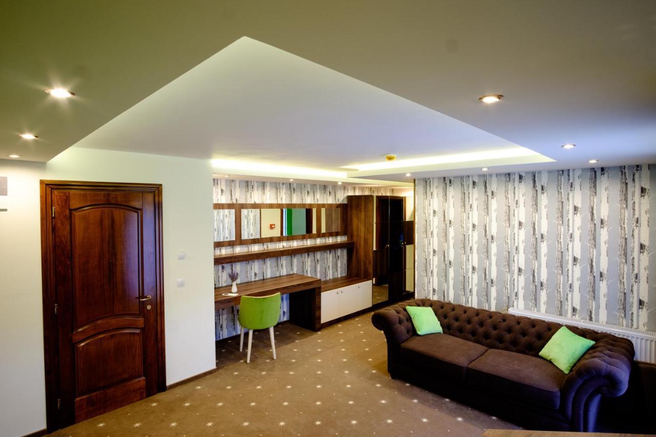 Hotel Poezia Luna Zewnętrze zdjęcie