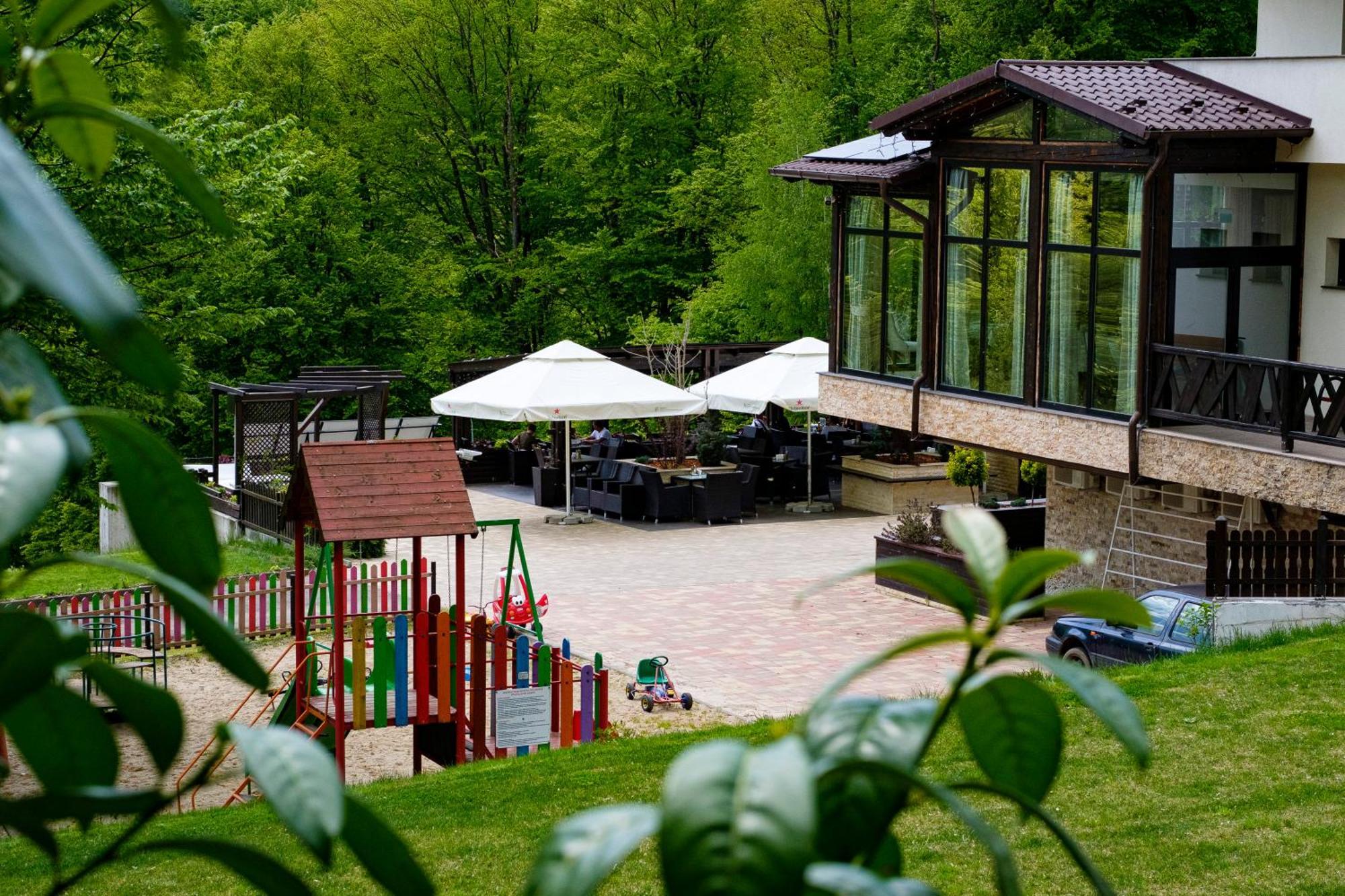 Hotel Poezia Luna Zewnętrze zdjęcie
