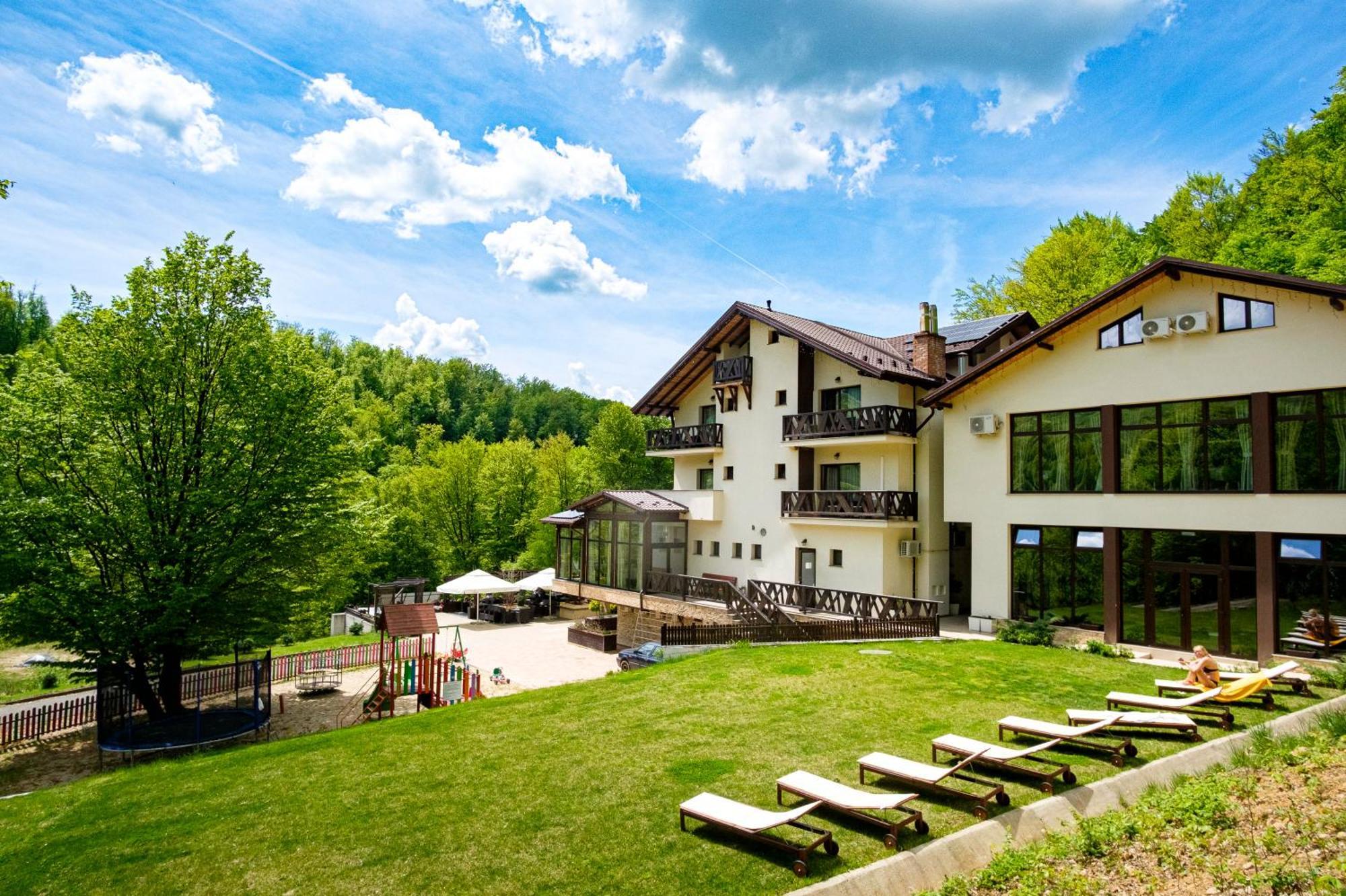 Hotel Poezia Luna Zewnętrze zdjęcie